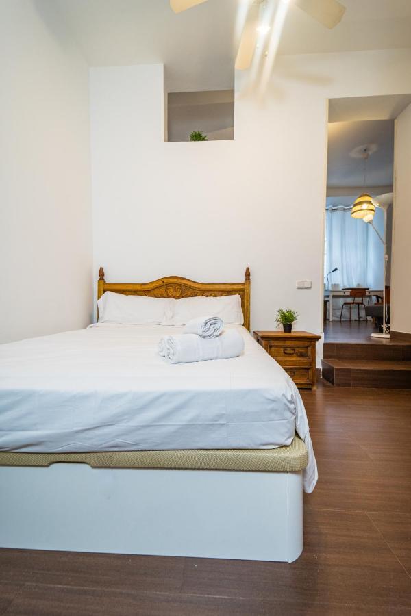 Singular Apartamento En Delicias By Bebalmy Madrid Buitenkant foto