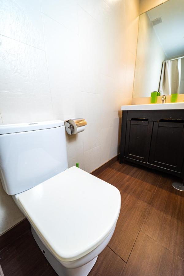 Singular Apartamento En Delicias By Bebalmy Madrid Buitenkant foto