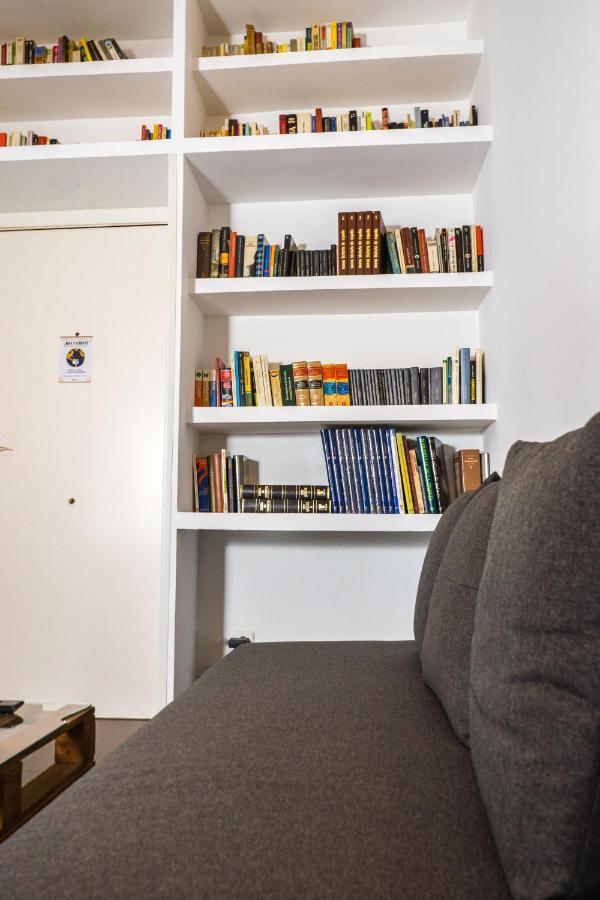 Singular Apartamento En Delicias By Bebalmy Madrid Buitenkant foto